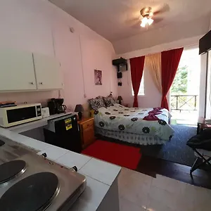 ** Aparthotel Angler Barbados